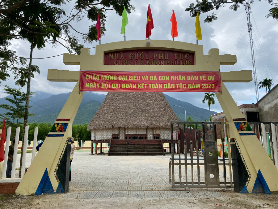 Nhà gươl của đồng bào Cơ Tu thôn Phú Túc, xã Hòa Phú, huyện Hòa Vang, TP Đà Nẵng. Ảnh: Hoàng Vinh.