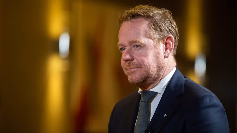 Trợ lý Tổng Thư ký NATO về Đổi mới, Kết hợp và Mạng, David van Weel,