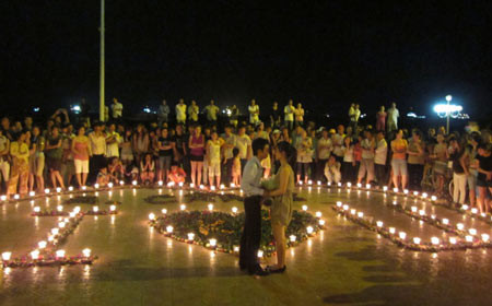 Dịch vụ mới lạ hút khách mùa Valentine - Ảnh 3