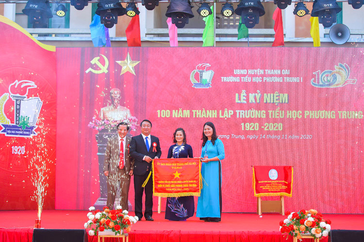 Trường tiểu học Phương Trung 1 với bề dày lịch sử một thế kỷ.