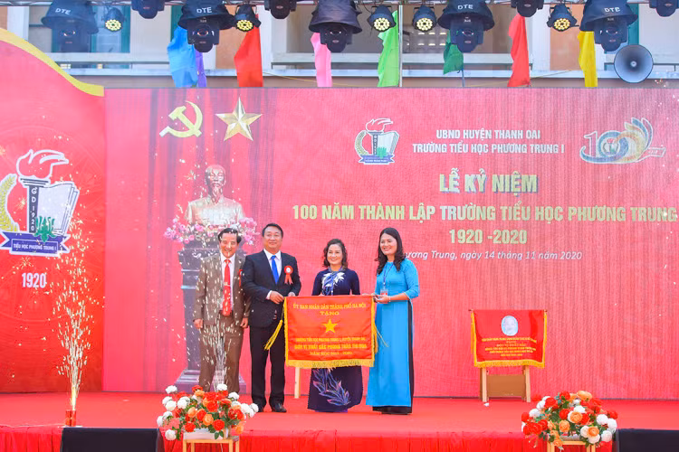 Trường tiểu học Phương Trung 1 với bề dày lịch sử một thế kỷ.