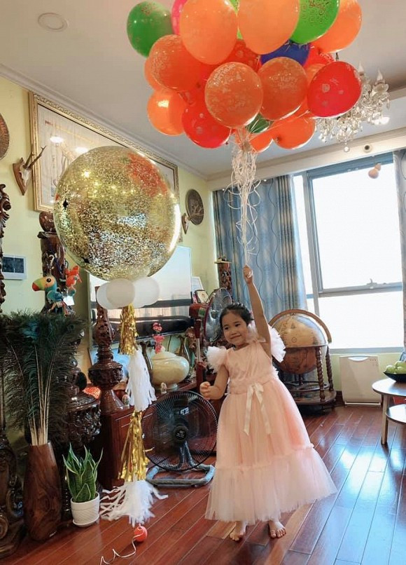 cơ ngơi của nghệ sĩ đóng Táo Quân 11 Táo Quân, Quang Thắng, Xuân Bắc, Công Lý, Quốc Khánh, Minh Quân, Vân Dung, Chí Trung, Tự Long
