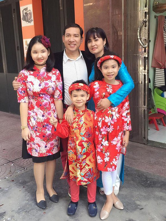 cơ ngơi của nghệ sĩ đóng Táo Quân 1 Táo Quân, Quang Thắng, Xuân Bắc, Công Lý, Quốc Khánh, Minh Quân, Vân Dung, Chí Trung, Tự Long