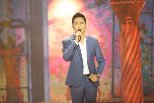 ca si hai ngoai truong vu bat ngo ve nuoc lam giam khao - 14