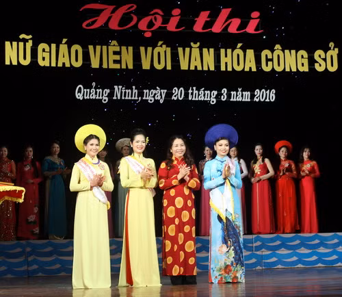 Hội thi “Nữ giáo viên với văn hóa công sở” tỉnh Quảng Ninh thành công tốt đẹp
