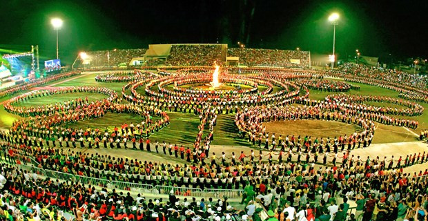 PGS.TS Nguyễn Văn Huy - nguyên Giám đốc Bảo tàng Dân tộc học Việt Nam, cho rằng những kỷ lục đông người cùng xòe không có ý nghĩa gì với việc bảo tồn di sản. Ảnh minh họa. PGS.TS Nguyễn Văn Huy - nguyên Giám đốc Bảo tàng Dân tộc học Việt Nam, cho rằng những kỷ lục đông người cùng xòe không có ý nghĩa gì với việc bảo tồn di sản. Ảnh minh họa.