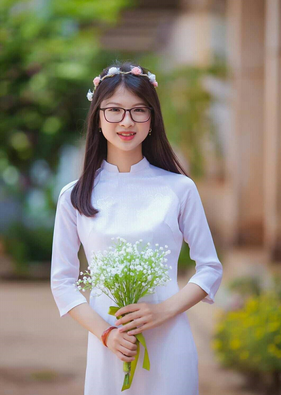 Nữ thủ khoa Gia Lai khối B Nguyễn Thị Lê Thủy. Nữ thủ khoa Gia Lai khối B Nguyễn Thị Lê Thủy.