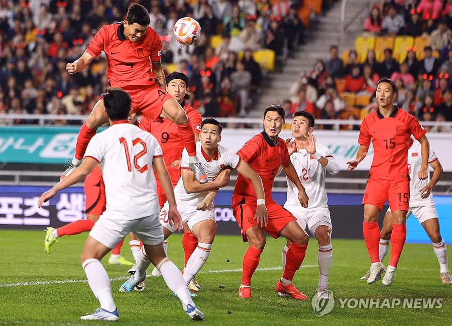 Hàn Quốc hoàn toàn áp đảo tuyển Việt Nam trong trận giao hữu tối 17/10.