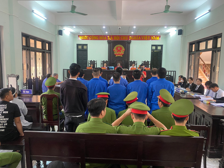 Toàn cảnh phiên tòa xét xử.