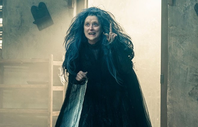 Meryl Streep: Với đề cử tại hạng mục Nữ diễn viên phụ xuất sắc nhờ bộ phim ca vũ nhạc Into the Woods năm nay, Meryl Streep hiện là nữ diễn viên có nhiều đề cử Oscar nhất trong lịch sử với 19 lần nhận được vinh dự này. Đối với các diễn viên nam, Jack Nicholson nắm giữ kỷ lục tương đương với 12 lần được đề cử. 10 kỷ lục khó quên của giải thưởng điện ảnh Oscar