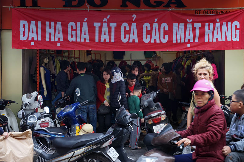 Hà Nội, mua bán, chen chân