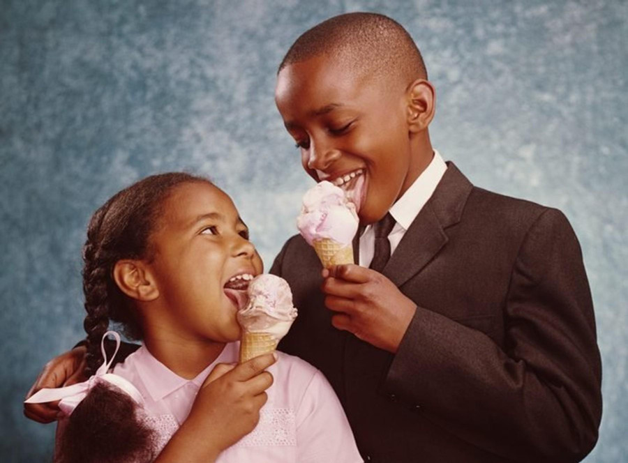 Kem là món ưa thích của trẻ em và cả người lớn. Kem là món ưa thích của trẻ em và cả người lớn.