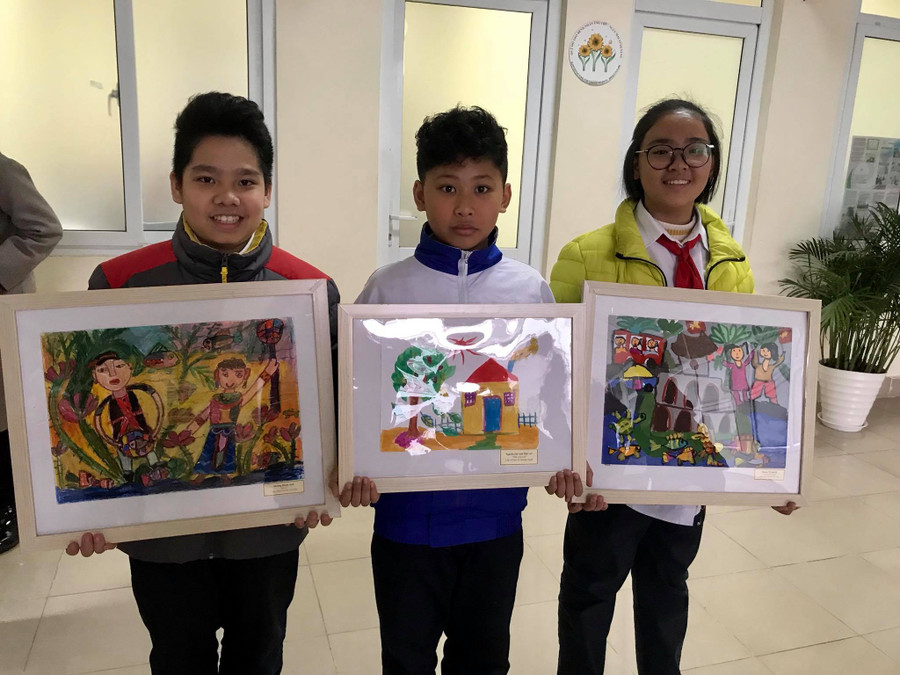 Tác giả của những bức tranh dành tặng bệnh nhân ung thư