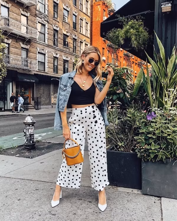 Street style tràn ngập blazer thời thượng của loạt fashionista thế giới