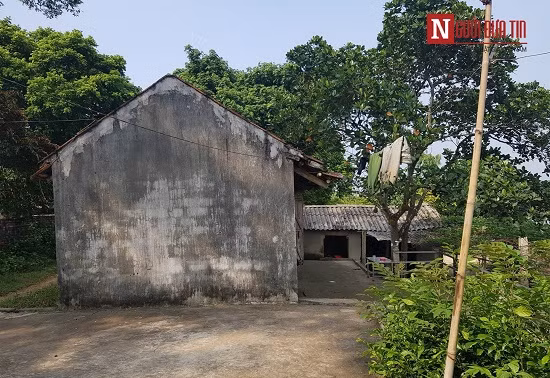 Vụ 2 chị em ruột nghi bị xâm hại đến mang thai ở Hà Nội: Vợ bất ngờ khi biết tin chồng bị tố cáo - Ảnh 2