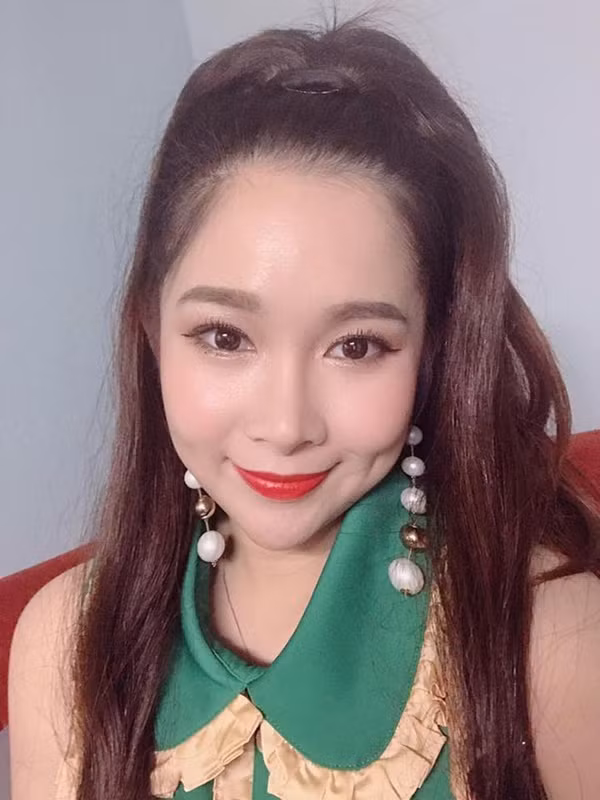 Người đẹp sexy nhất nhóm Mắt Ngọc hiện giờ ra sao khi tay trắng lập nghiệp ở Mỹ?-9