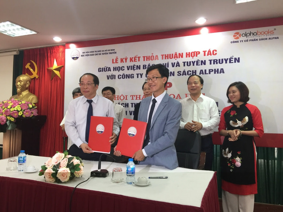 Lễ ký kết thỏa thuận hợp tác giữa Học viện Báo chí và Tuyên truyền với Cty Cổ phần Sách Alpha