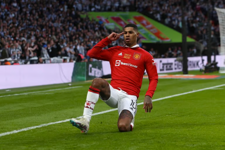 Marcus Rashford chơi nổi bật nhất trong màu áo Man Utd mùa giải qua. Marcus Rashford chơi nổi bật nhất trong màu áo Man Utd mùa giải qua.