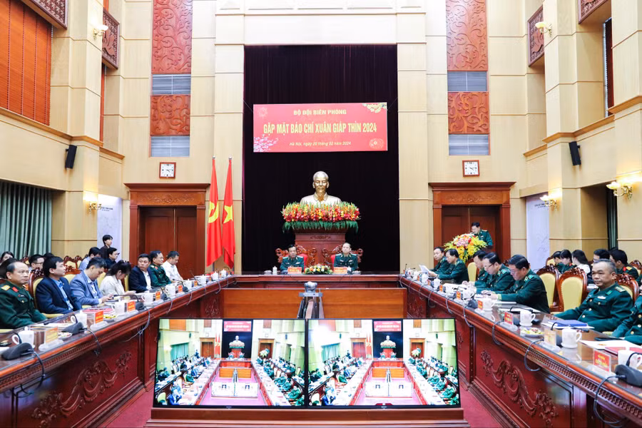 Bộ Tư lệnh BĐBP gặp mặt các cơ báo chí đầu xuân 2024.