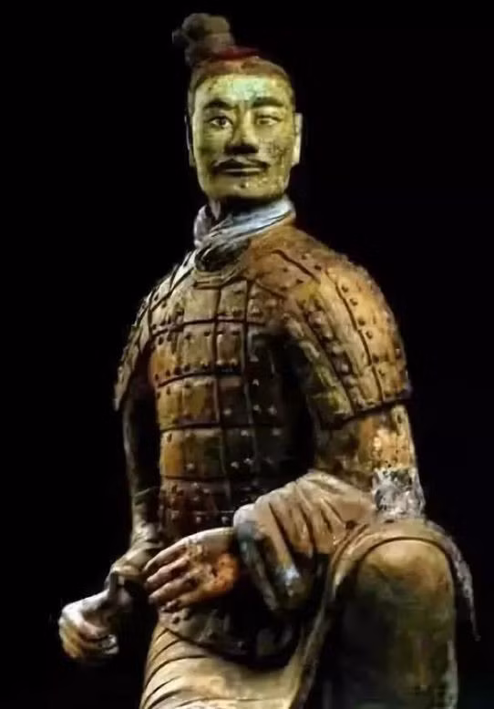 chien binh dat nung ky la nhat trong lang mo tan thuy hoang: gioi khao co bat ngo hinh anh 3