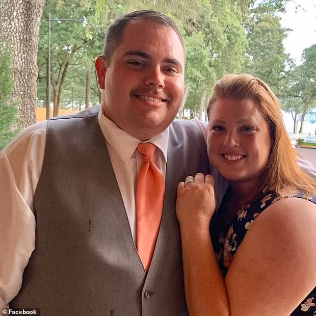 Cướp nhà băng kiếm tiền cưới vợ, thanh niên số nhọ bị chính tay cô dâu bắt quả tang - Ảnh 2.