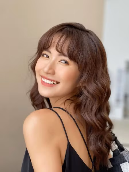 Diễn viên Ngọc Huyền vai Vân Vân trong “Thương ngày nắng về”.