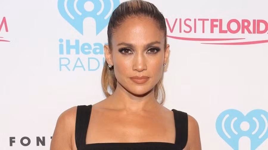 Những sao Hollywood đi lên từ nghèo khó ảnh 1