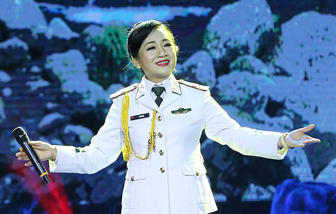 NSND Vi Hoa. NSND Vi Hoa.