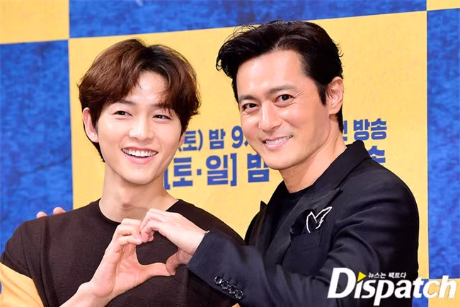 Lộ nguyên nhân dẫn tới việc Song Joong Ki và Song Hye Kyo quyết định ly hôn, hóa ra lại liên quan tới vụ "săn" gái trẻ của Jang Dong Gun? - Ảnh 4.