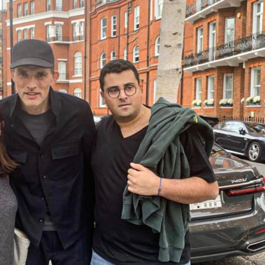 Tuchel được phát hiện vẫn ở London sau 2 tuần bị Chelsea sa thải. Tuchel được phát hiện vẫn ở London sau 2 tuần bị Chelsea sa thải.