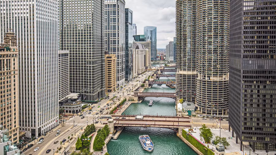 Đất, đá và vật liệu xây dựng biến dạng khi chịu sự thay đổi nhiệt độ.