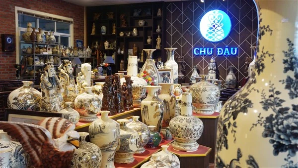 Sản phẩm gốm Chu Đậu.