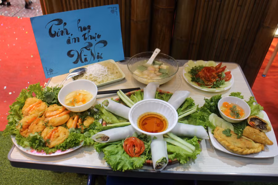 Góc sáng tạo: Giúp học sinh trải nghiệm, cảm nhận nội dung trong sách. Ảnh: Thanh Thảo