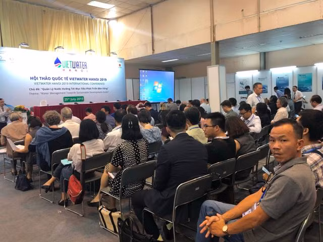 Các đại biểu tham dự Hội thảo