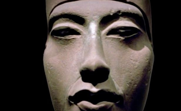 Xác ướp của vua Akhenaten không có trong lăng mộ ở Amarna. Xác ướp của vua Akhenaten không có trong lăng mộ ở Amarna.