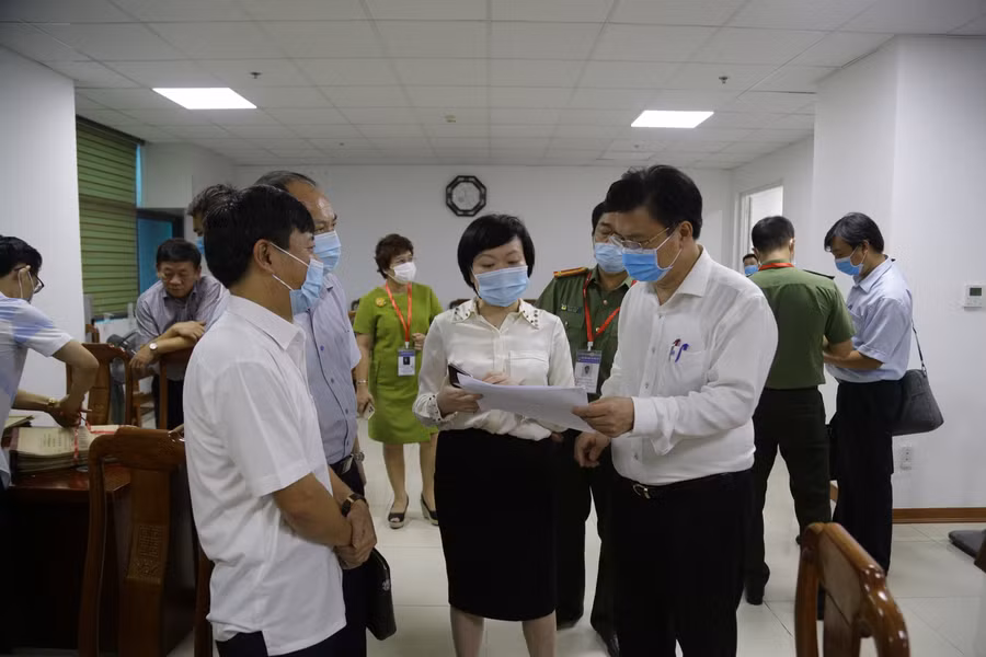 Kiểm tra tại khu in sao đề thi.