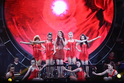 Nhìn lại một năm huy hoàng của “họa mi tóc nâu” Mỹ Tâm ảnh 5