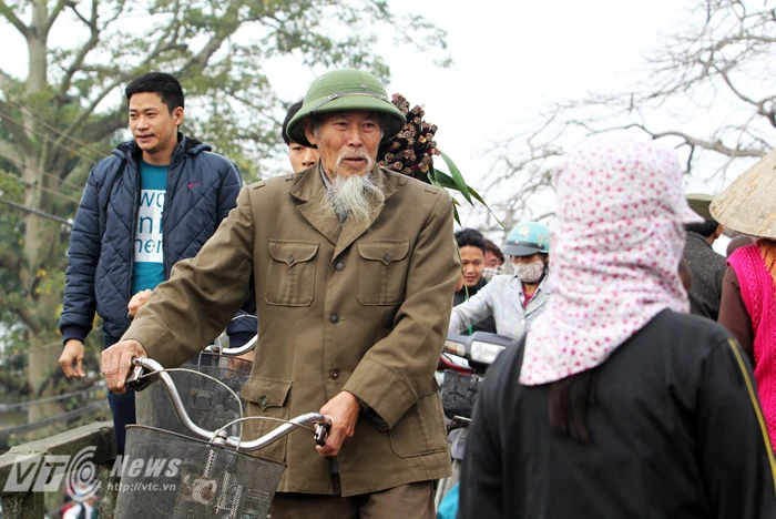 Mộc mạc chợ quê ngày Tết