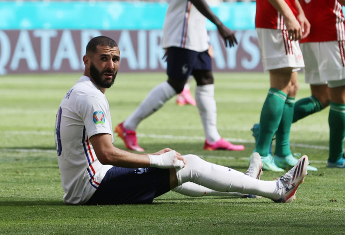 Benzema gây thất vọng trong trận Pháp hoà Hungary 1-1 tối 19/6.