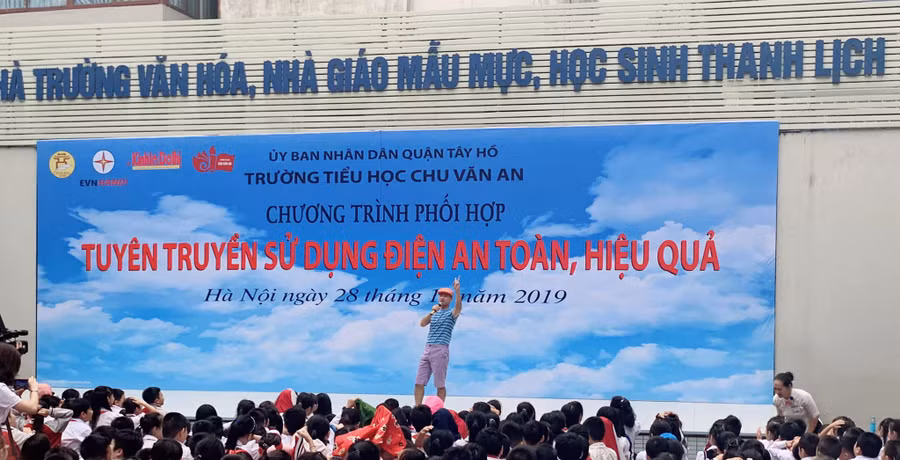 Hướng dẫn học sinh sử dụng điện an toàn, hiệu quả
