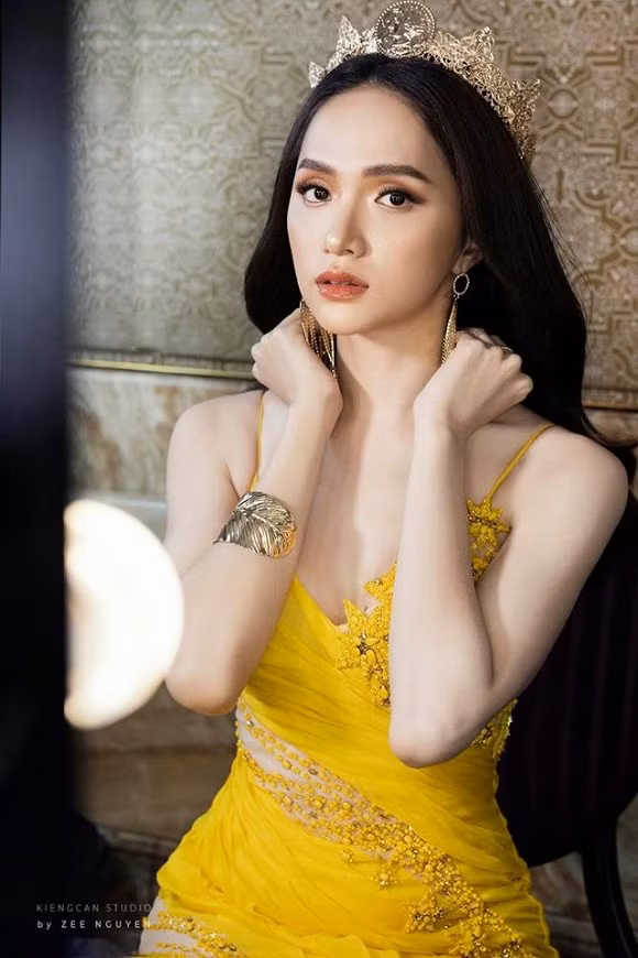 Nhan sắc “vạn người mê” của Hương Giang ở thời điểm hiện tại.