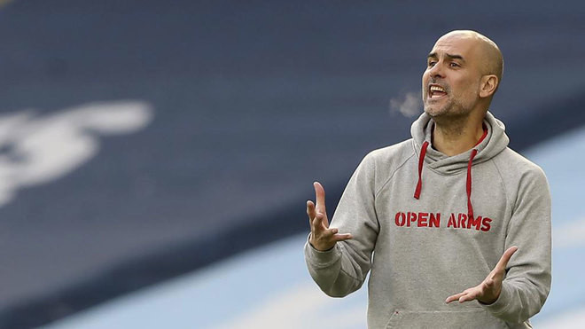 Pep Guardiola cán mốc 500 chiến thắng trong sự nghiệp huấn luyện viên.