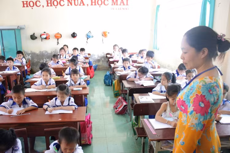 Trước yêu cầu đổi mới, công tác trong đào tạo giáo viên cũng khắt khe hơn và quá trình dạy học phải có nhiều sáng tạo. Ảnh: Quốc Anh