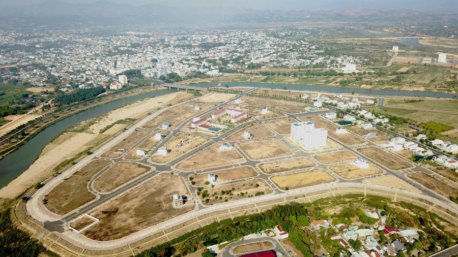 Kon Tum thu hút đầu tư dự án trên nhiều lĩnh vực giai đoạn 2021 - 2025. (Ảnh minh họa) Kon Tum thu hút đầu tư dự án trên nhiều lĩnh vực giai đoạn 2021 - 2025. (Ảnh minh họa)