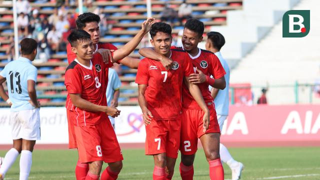 Cầu thủ U22 Indonesia ăn mừng bàn thắng vào lưới U22 Myanmar ở bảng A SEA Games 32. Ảnh: Bola.com. Cầu thủ U22 Indonesia ăn mừng bàn thắng vào lưới U22 Myanmar ở bảng A SEA Games 32. Ảnh: Bola.com.