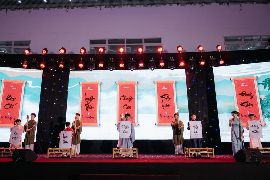 Lễ khai giảng đậm sắc màu truyền thống tại trường Liên cấp FPT Bắc Ninh. Lễ khai giảng đậm sắc màu truyền thống tại trường Liên cấp FPT Bắc Ninh.