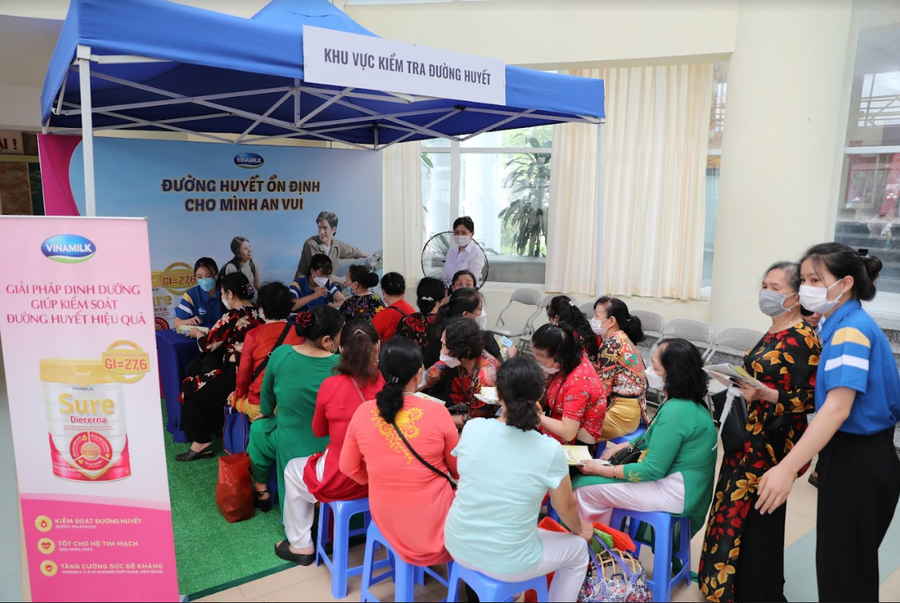 Vinamilk đồng hành cùng hơn 2.000 người cao tuổi thủ đô ảnh 15