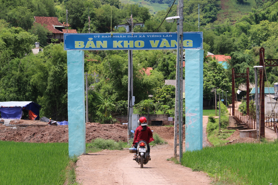 Nhiều công trình đã và đang được đầu tư, xây dựng, tạo điều kiện thuận lợi để người dân phát triển kinh tế.