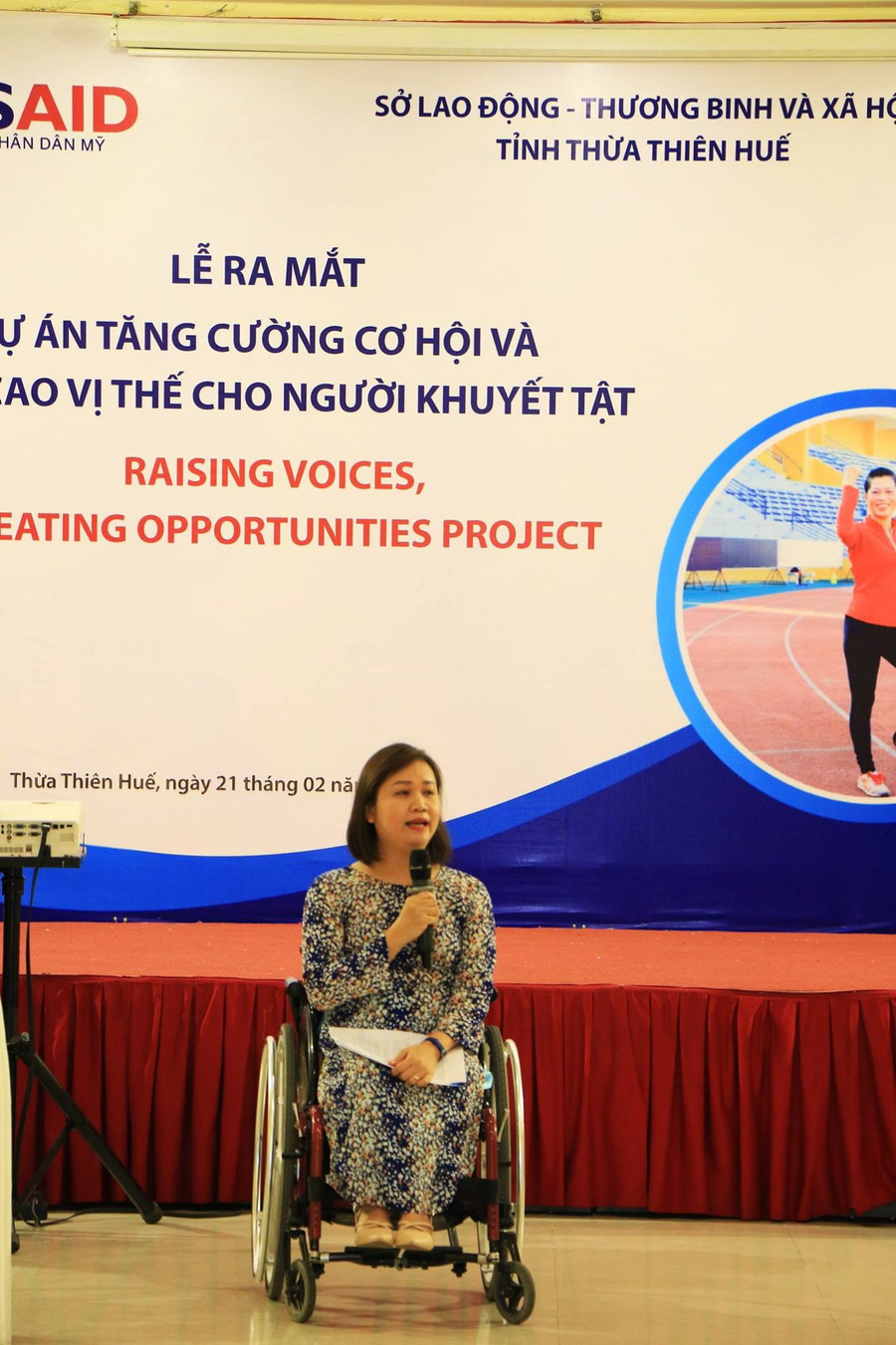 Bà Nguyễn Thị Lan Anh chia sẻ tại lễ ra mắt Dự án Bà Nguyễn Thị Lan Anh chia sẻ tại lễ ra mắt Dự án