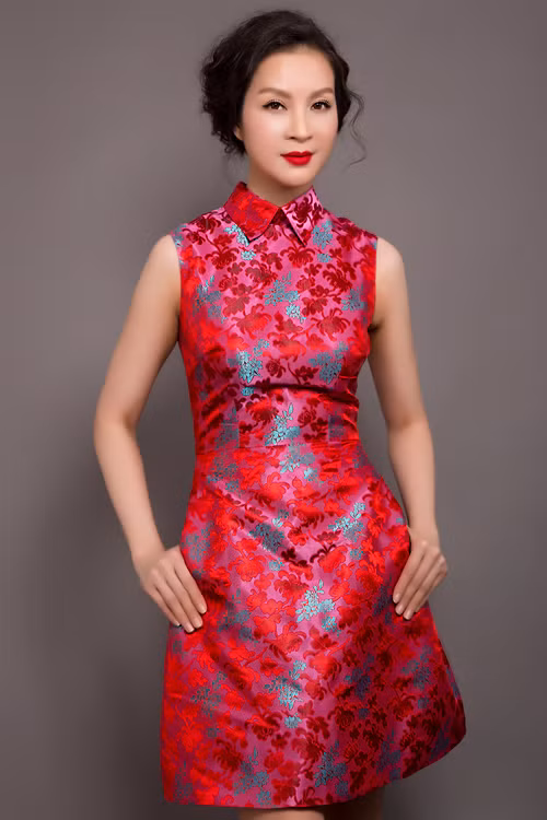 MC Thanh Mai trẻ trung hút hồn với váy ôm sát - Ảnh 11